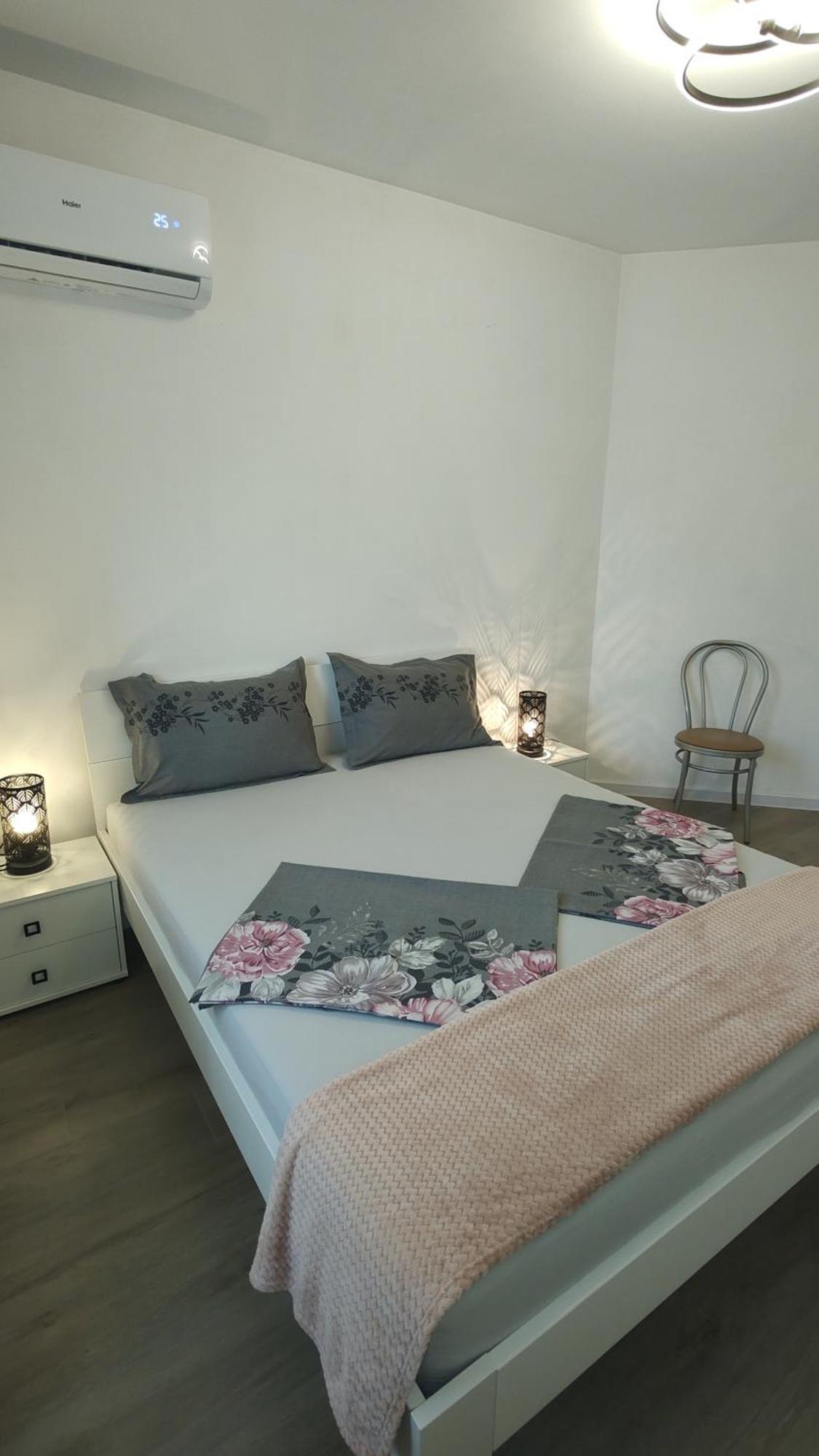 Magnolia Apartment Varna Habitación foto